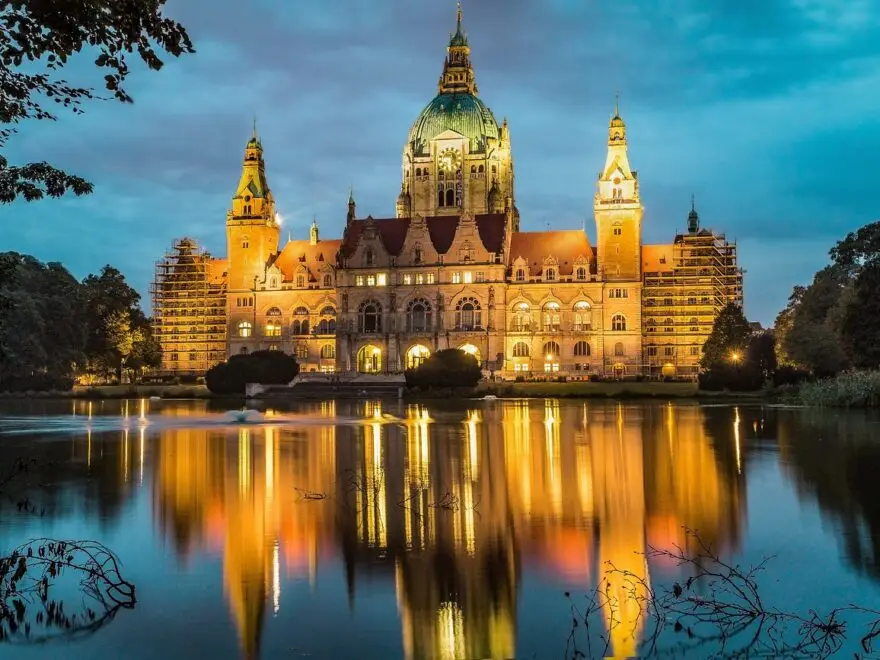 Persönlichkeiten der Stadt Hannover: 10 großartige Fakten! 10 Persönlichkeiten der Stadt Hannover